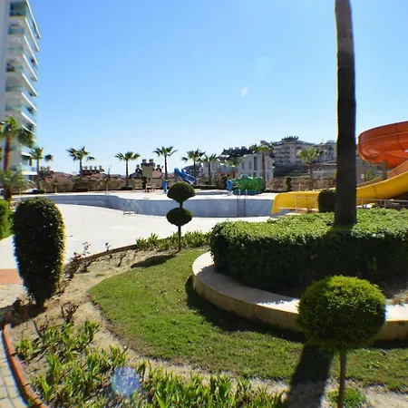 Vesta Garden Luxury 阿拉尼亚
